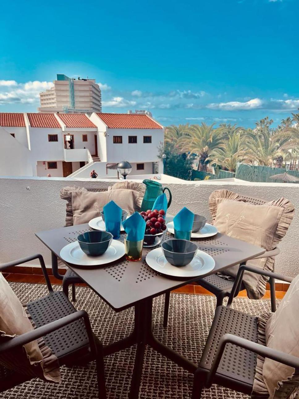 Coconut Apartament In Garden City Playa Feñabe Bagian luar foto